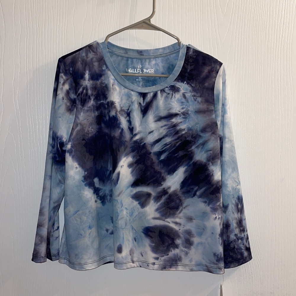Cropped Wallflower 3/4 sleeved soft cotton tee